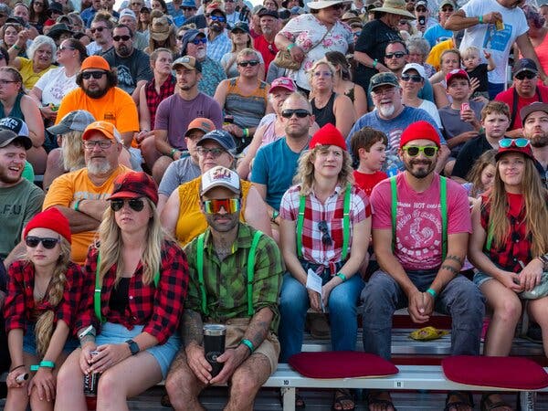 A crowd at the 2022 Lumberjack World Championships, where Lentz was defending his title.